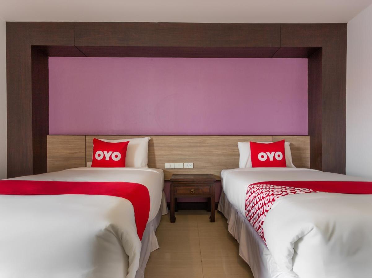 Oyo 1127 Baan Siam Hotel Csiangraj Kültér fotó