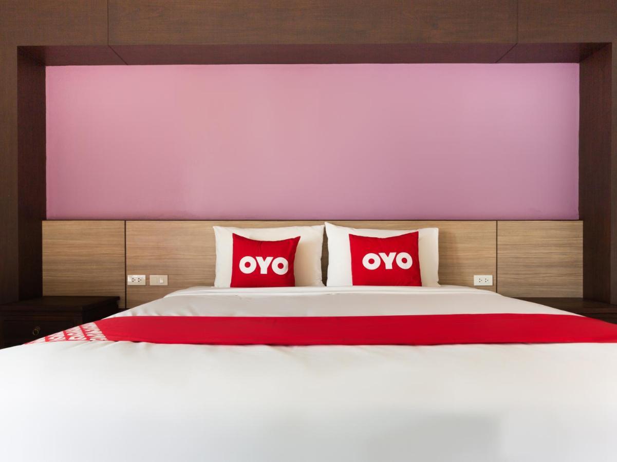 Oyo 1127 Baan Siam Hotel Csiangraj Kültér fotó