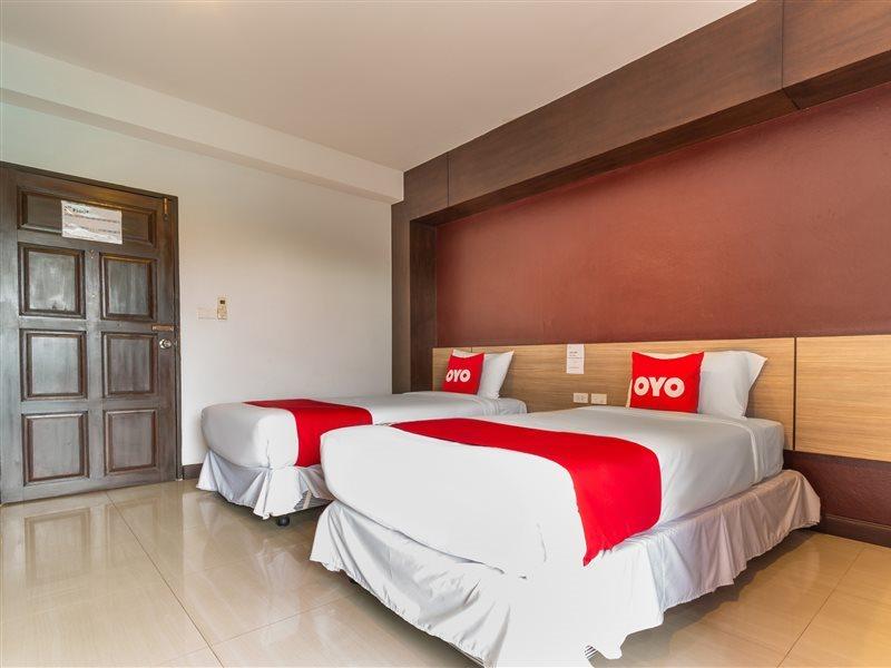 Oyo 1127 Baan Siam Hotel Csiangraj Kültér fotó