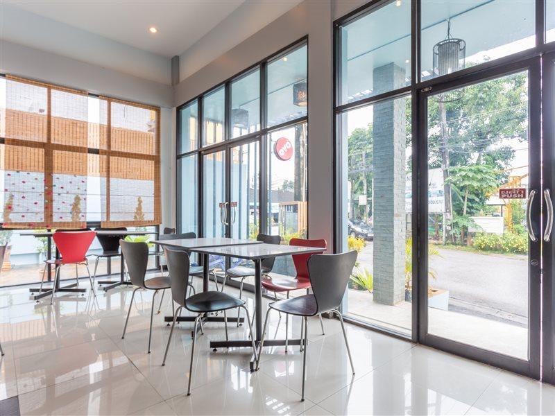 Oyo 1127 Baan Siam Hotel Csiangraj Kültér fotó