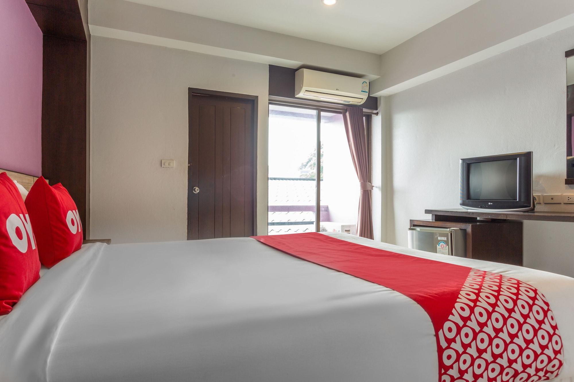 Oyo 1127 Baan Siam Hotel Csiangraj Kültér fotó
