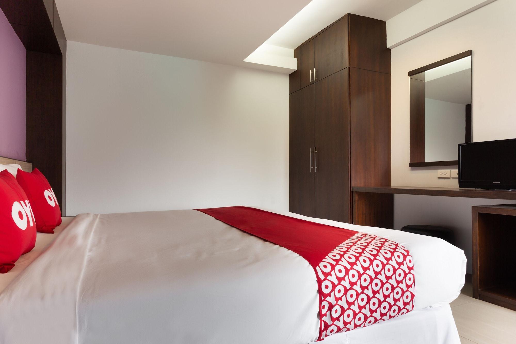Oyo 1127 Baan Siam Hotel Csiangraj Kültér fotó