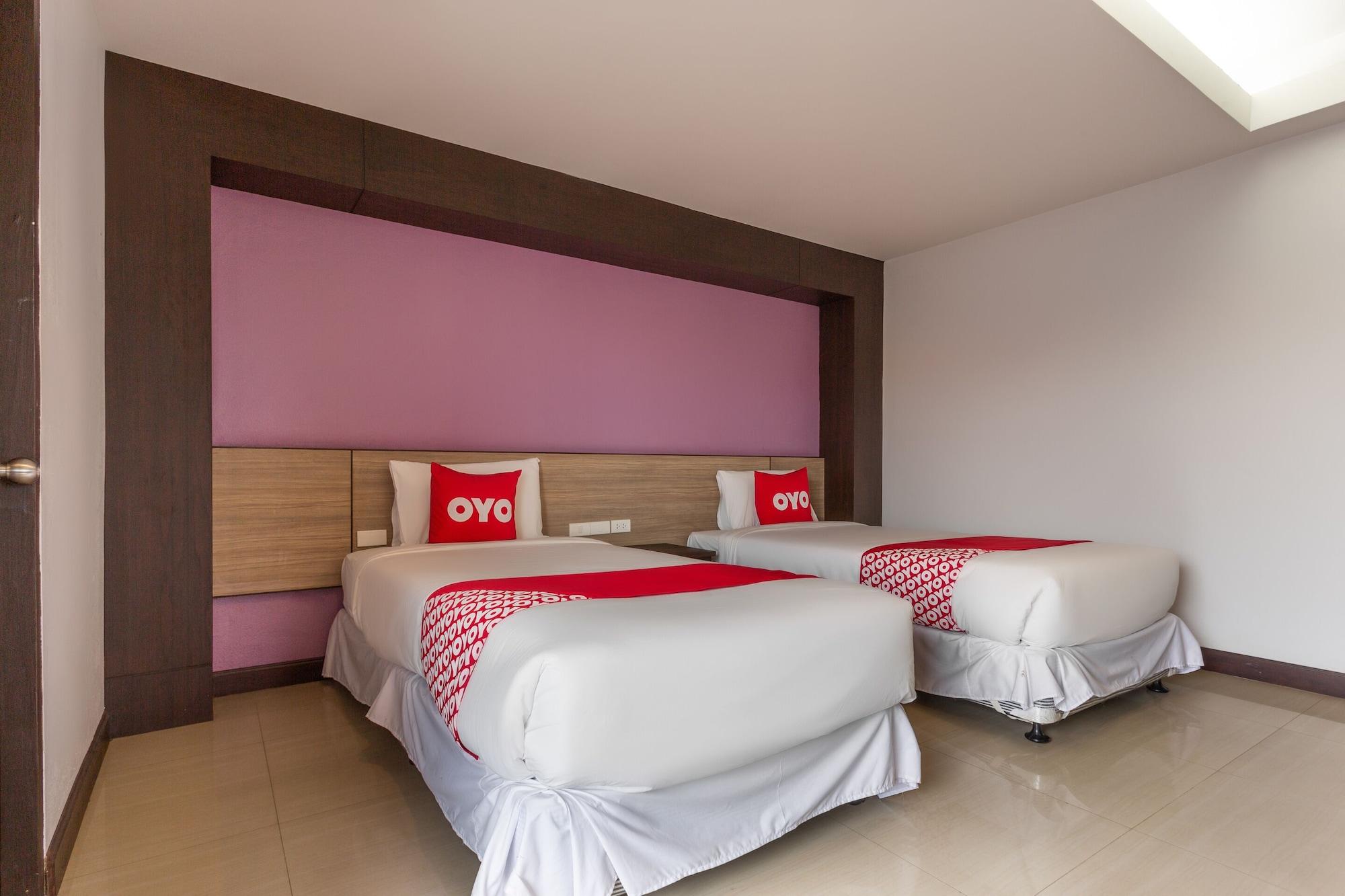 Oyo 1127 Baan Siam Hotel Csiangraj Kültér fotó