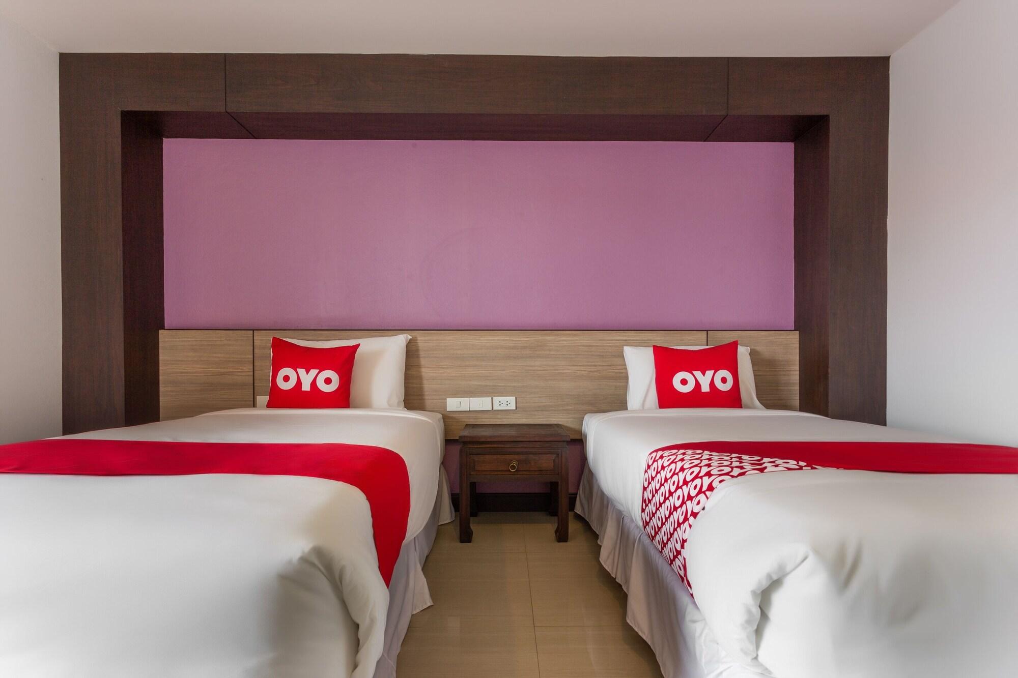 Oyo 1127 Baan Siam Hotel Csiangraj Kültér fotó