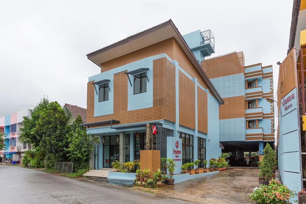 Oyo 1127 Baan Siam Hotel Csiangraj Kültér fotó